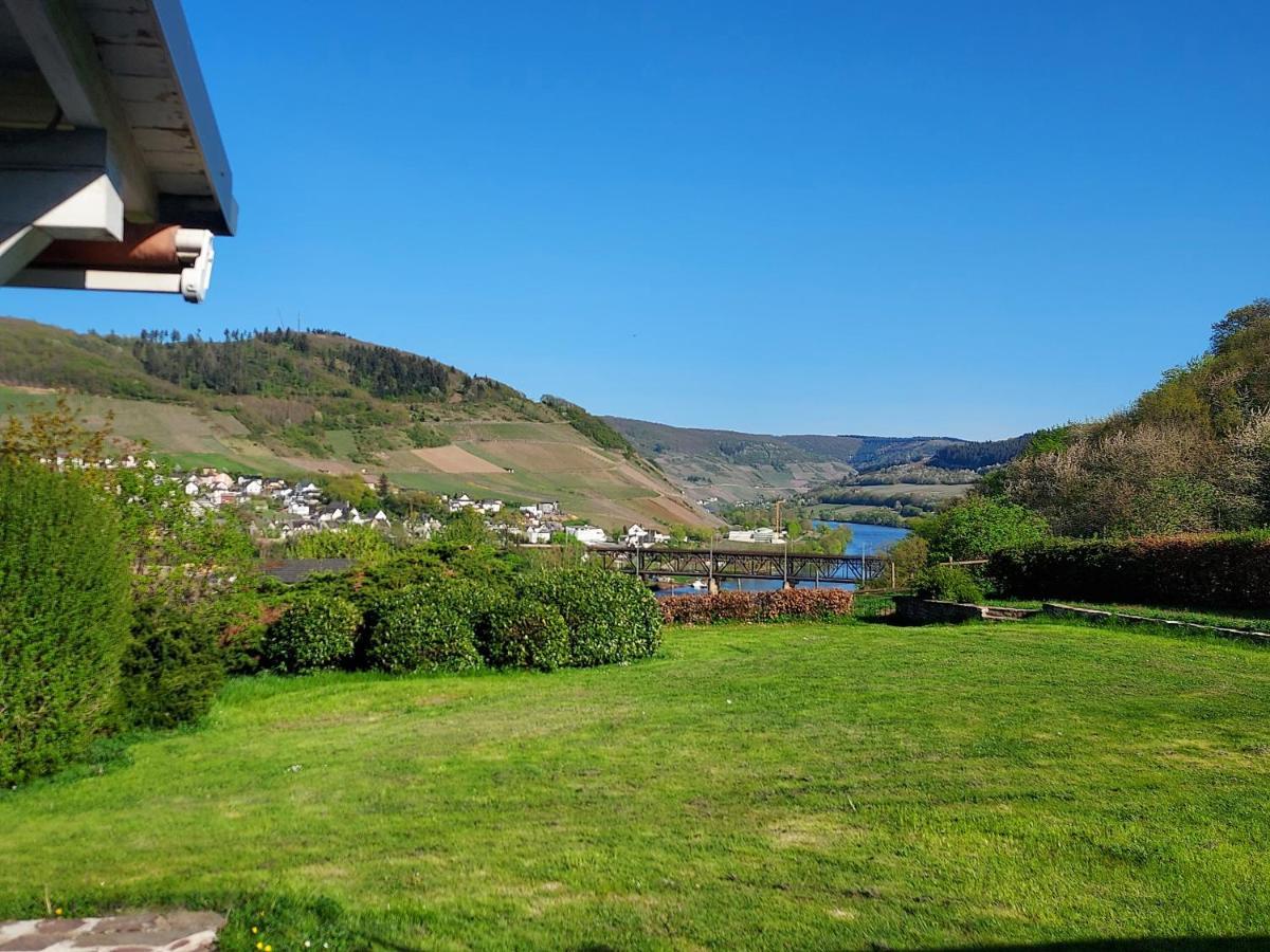 Ferienhaus Zum Prinzenkopf Alf Exteriér fotografie
